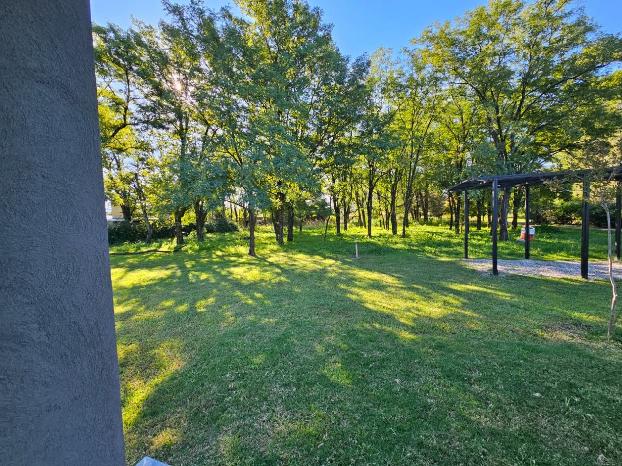 OPORTUNIDAD EN PUNTO CLARO - BARRIO PRIVAD