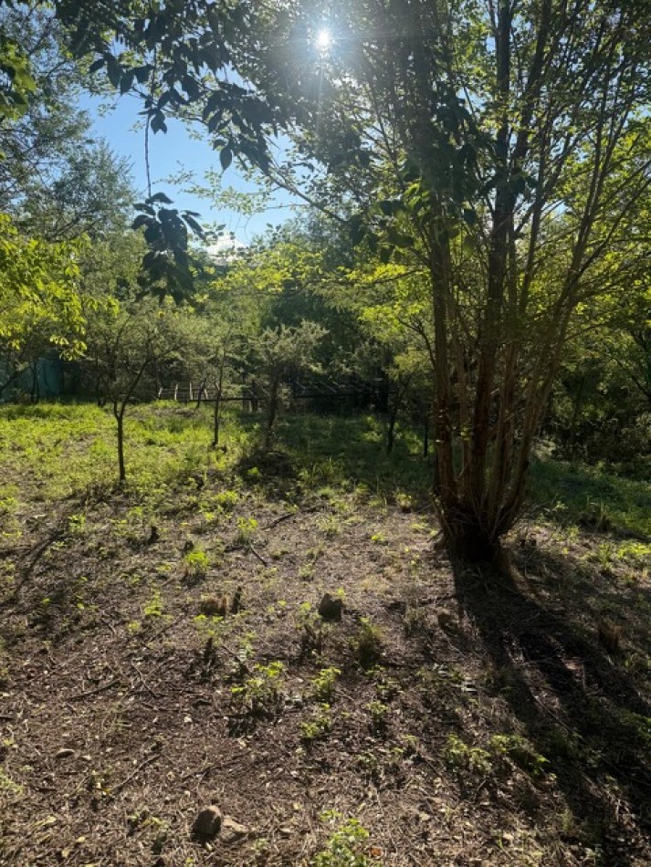 Hermoso Lote Con Costa De Arroyo y Construccion A Continuar en VGB!!!